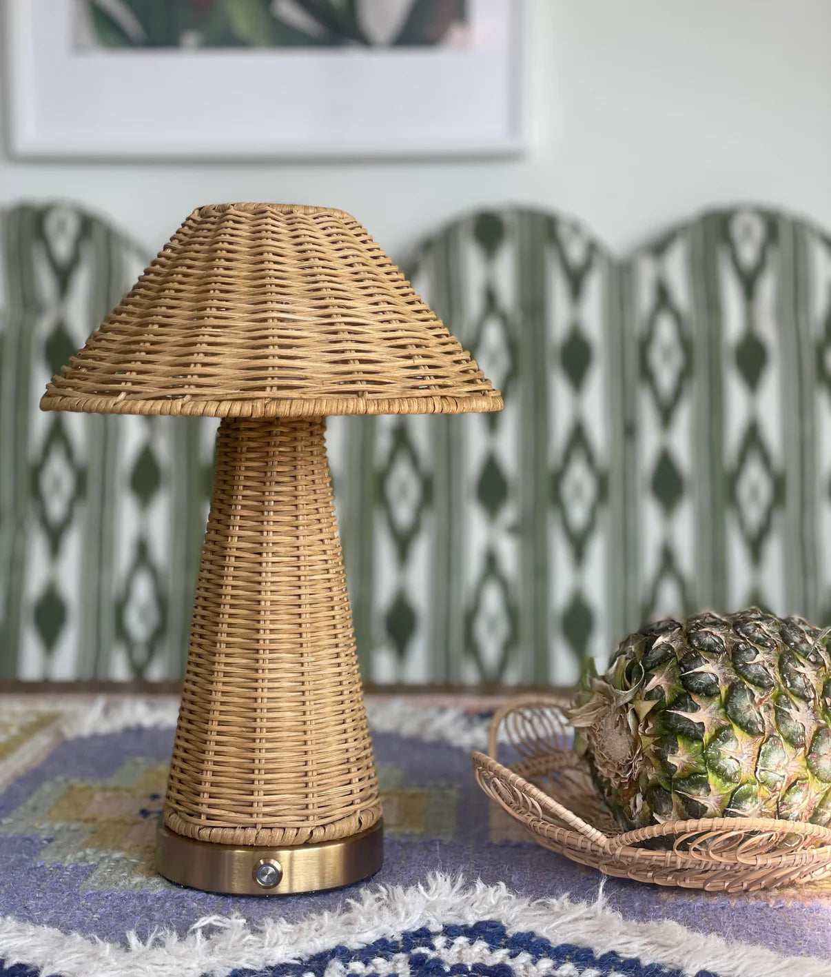 Palawan Rattan Rechargeable Lamp