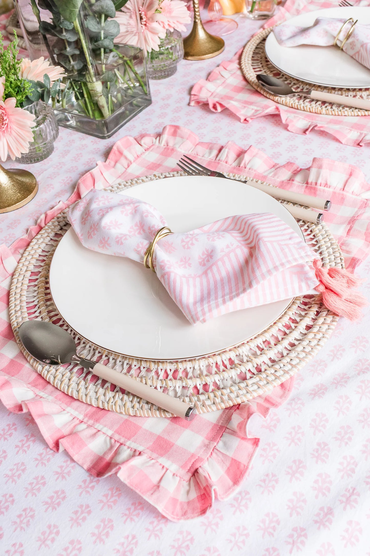 Gingham Ruffle Napkins/Placemat Set of 4