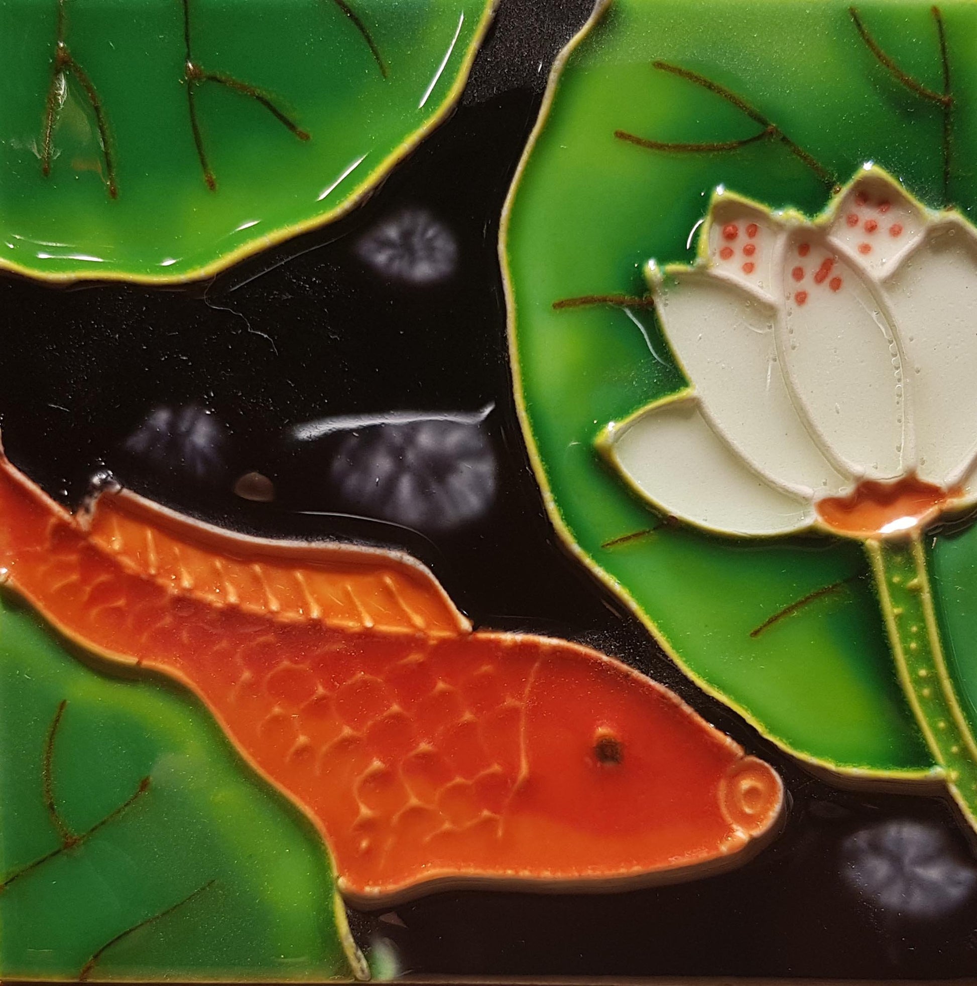 1085 Lotus with Carp Right Profile 1 10cm x 10cm Pureland Ceramic Tile