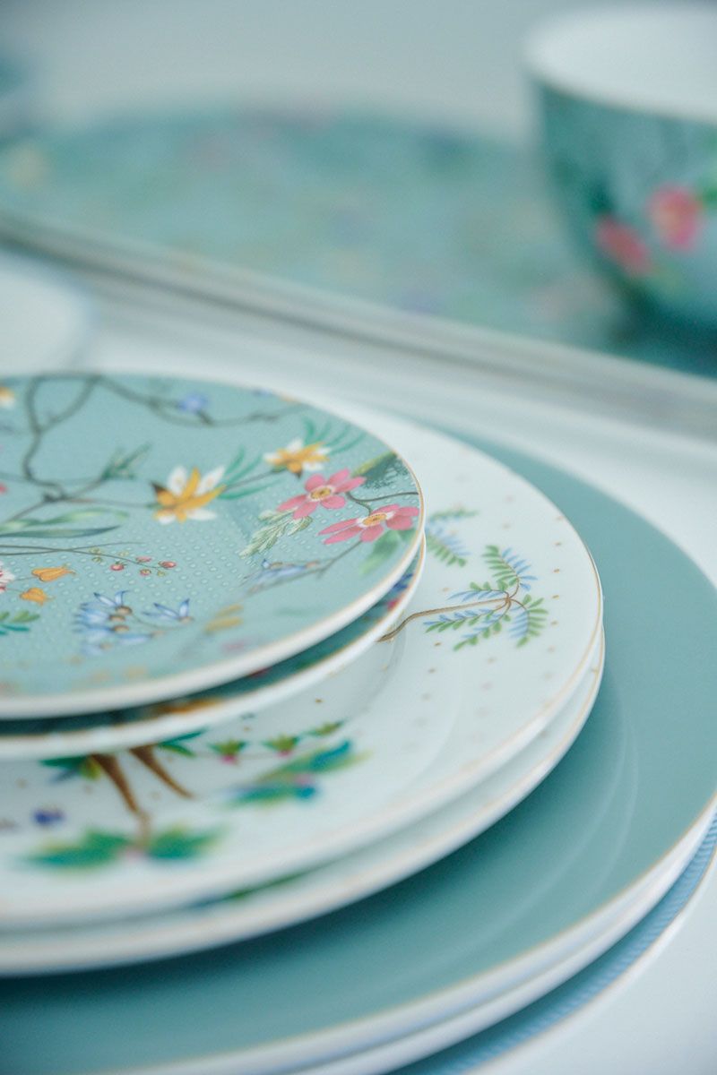 Jolie Flowers Blue Petit Four