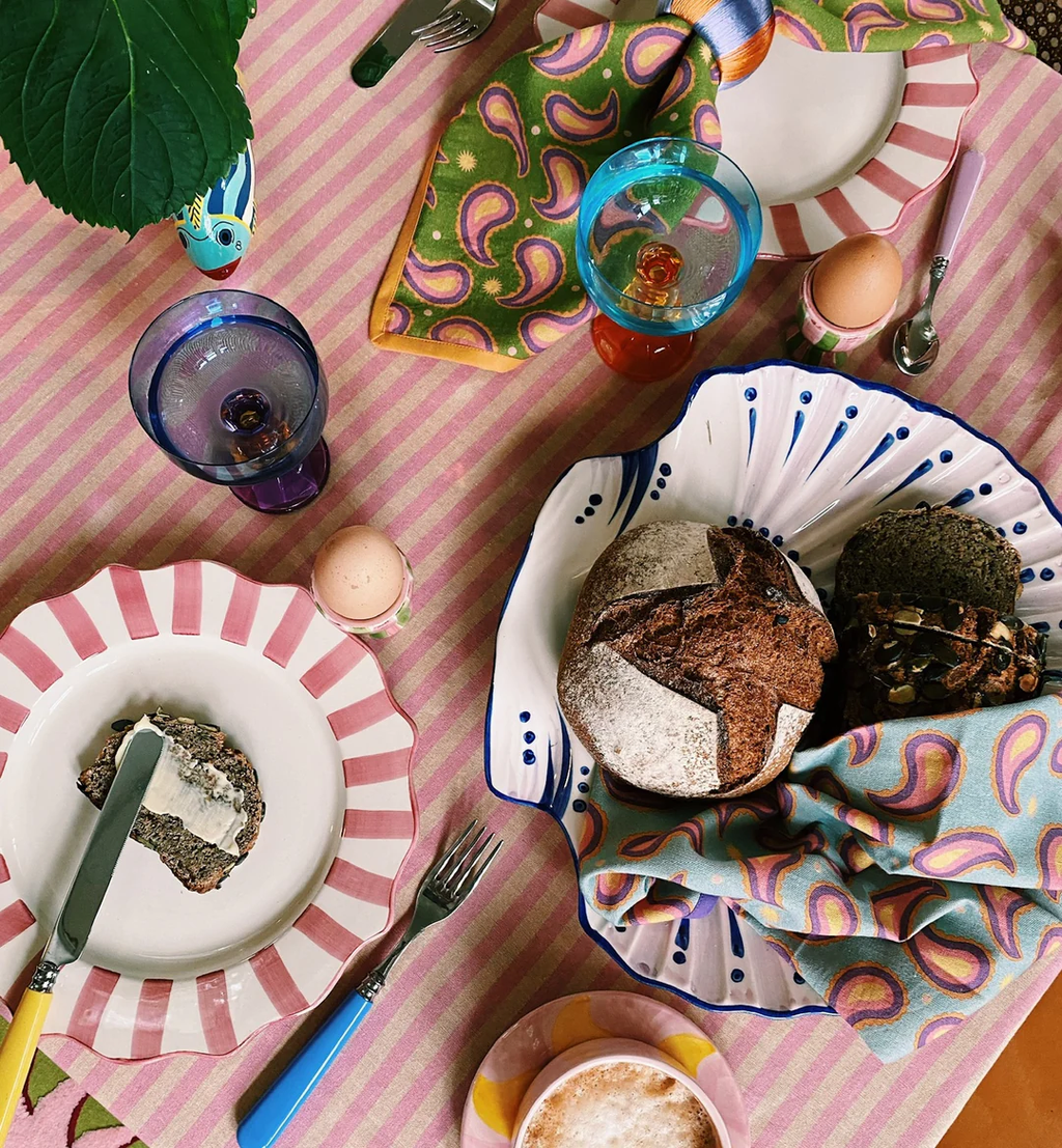 Scalloped Dinner Plate - Anna and Nina