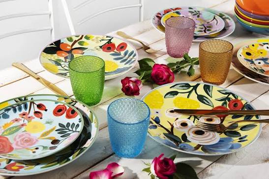 Fiori Frida 18-Piece Dinnerware Set