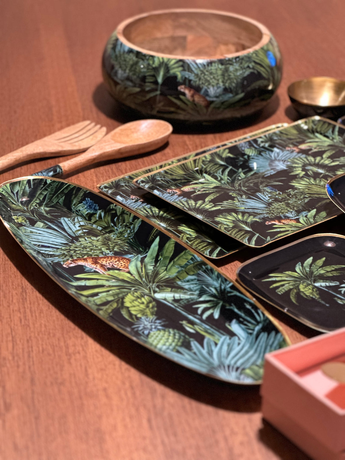 Salad Bowl With Servers Set - Amazonia Night