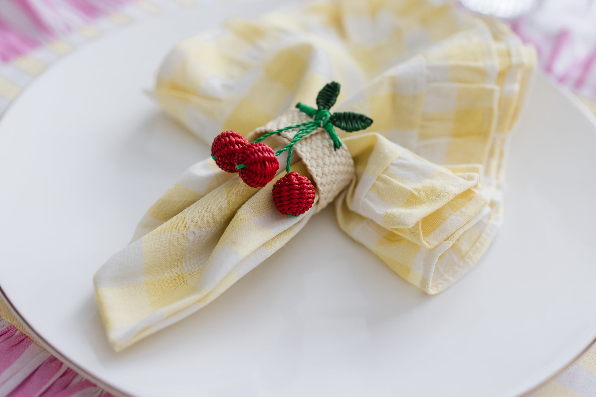 Iraca Palm Cherry Napkin Ring