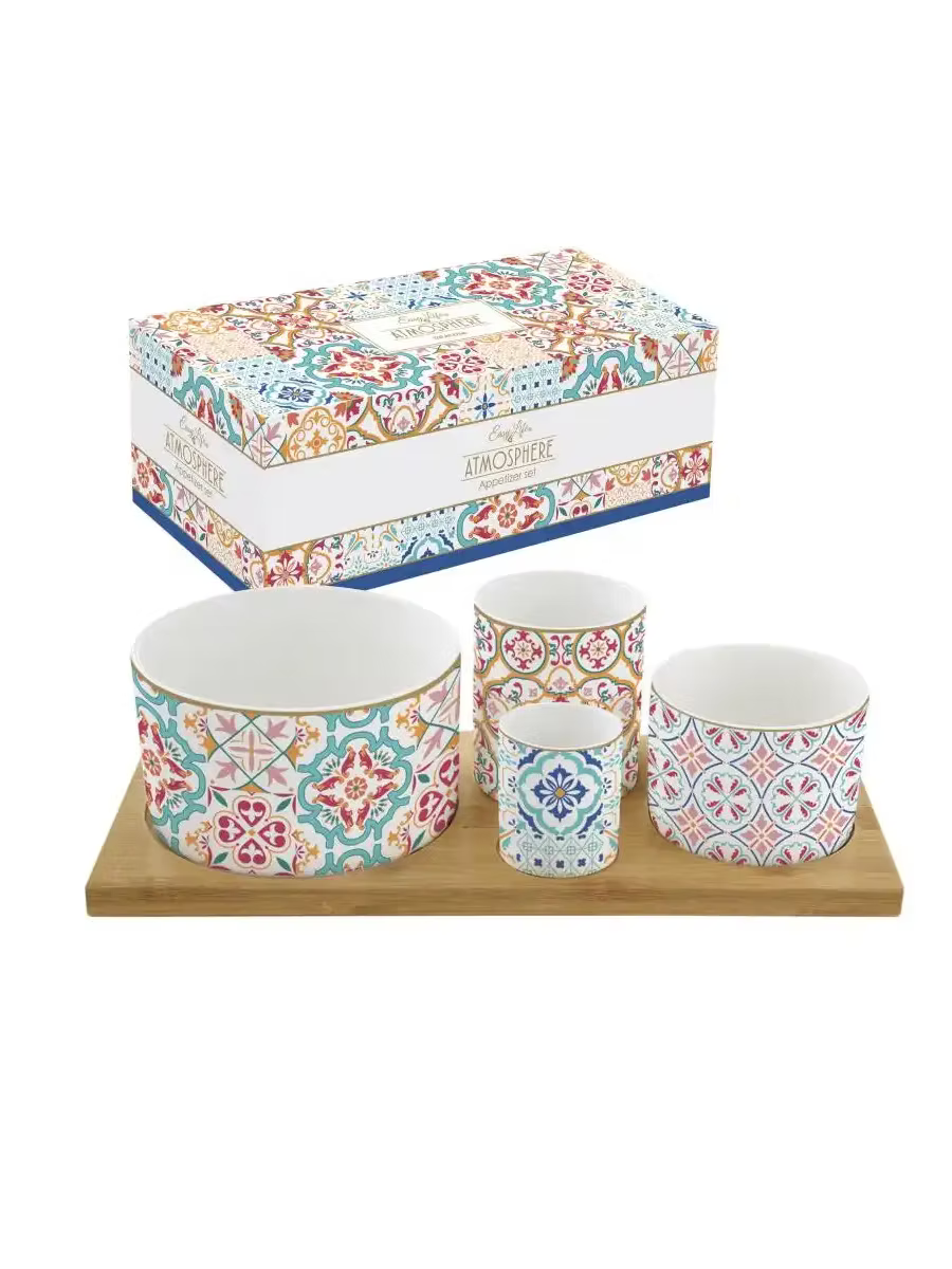 Appetizer Set with Four Round Bowls on Acacia Siracusa