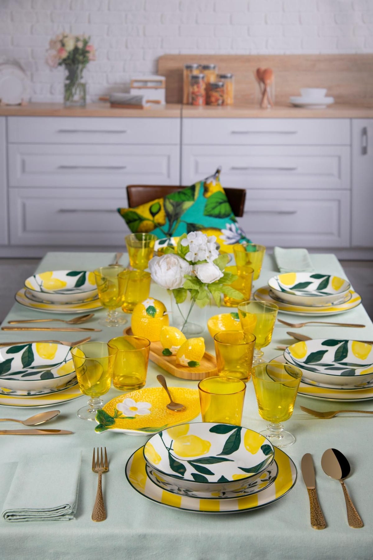 Positano 18-Piece Dinnerware Set