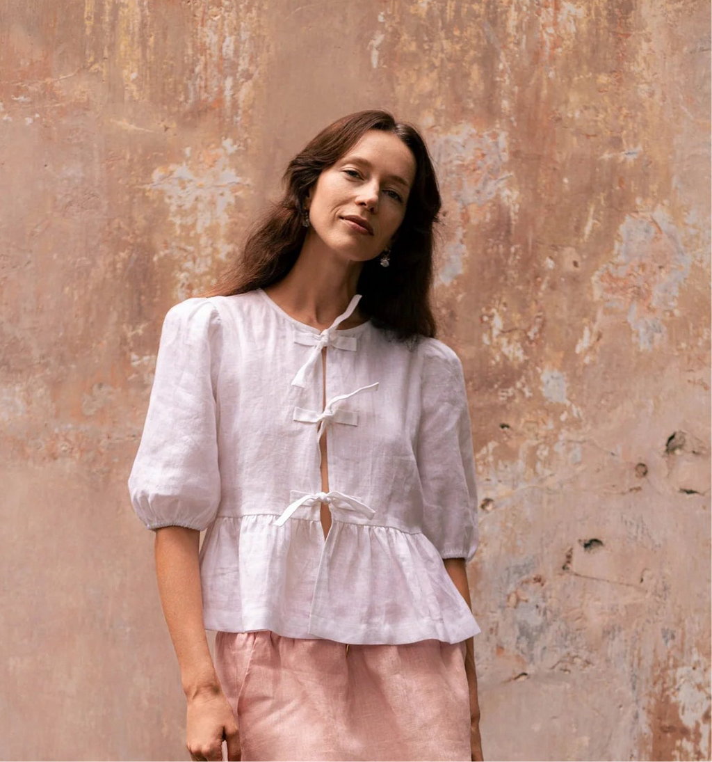Classic Linen Front Bow Tie Top in White
