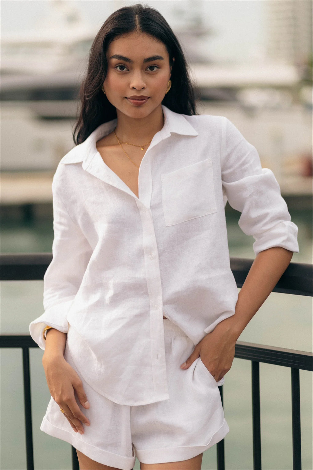 Classic Linen Shorts in White