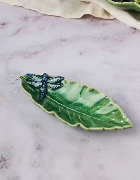 Chestnut Leaf with Dragonfly Bowl 16 cm