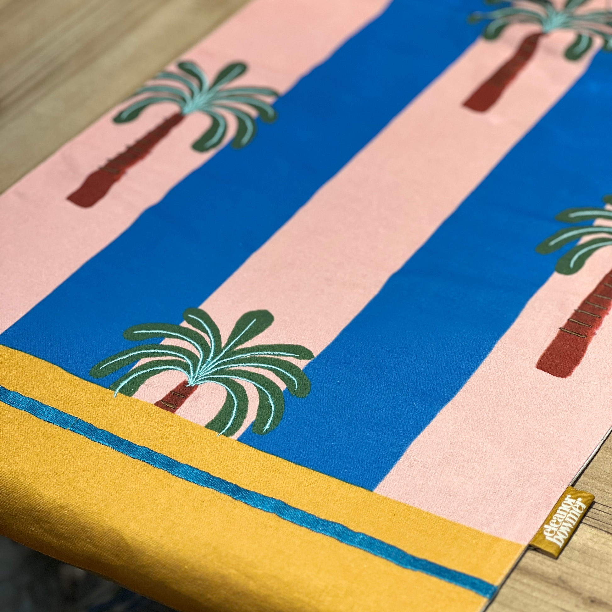 Electric Coast Palm Tree Runner