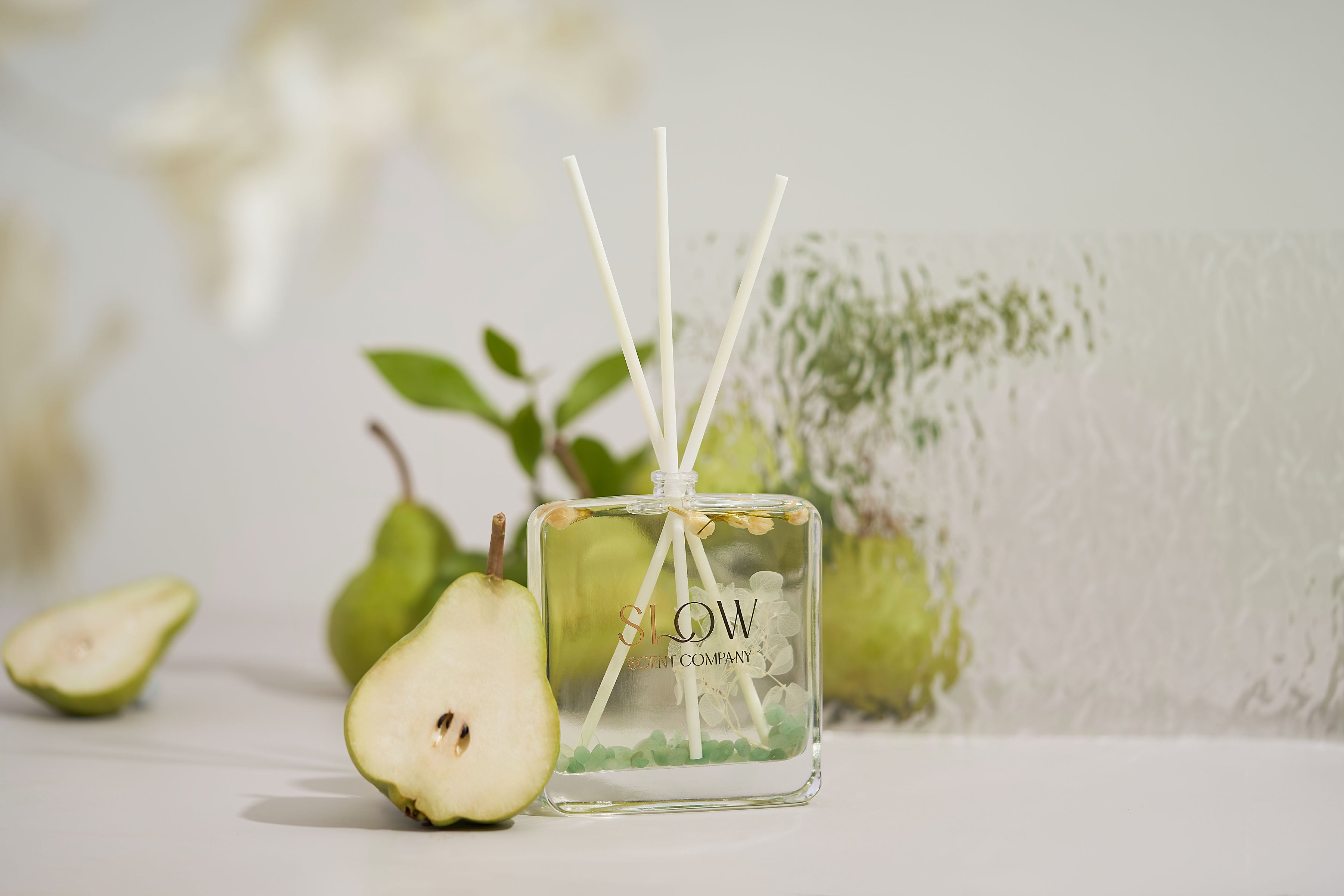 Pear & Freesia Crystal Reed Diffuser – Silk Walk