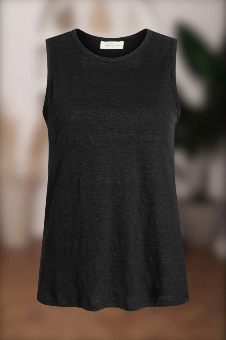 Classic Linen Knit Tee in Black