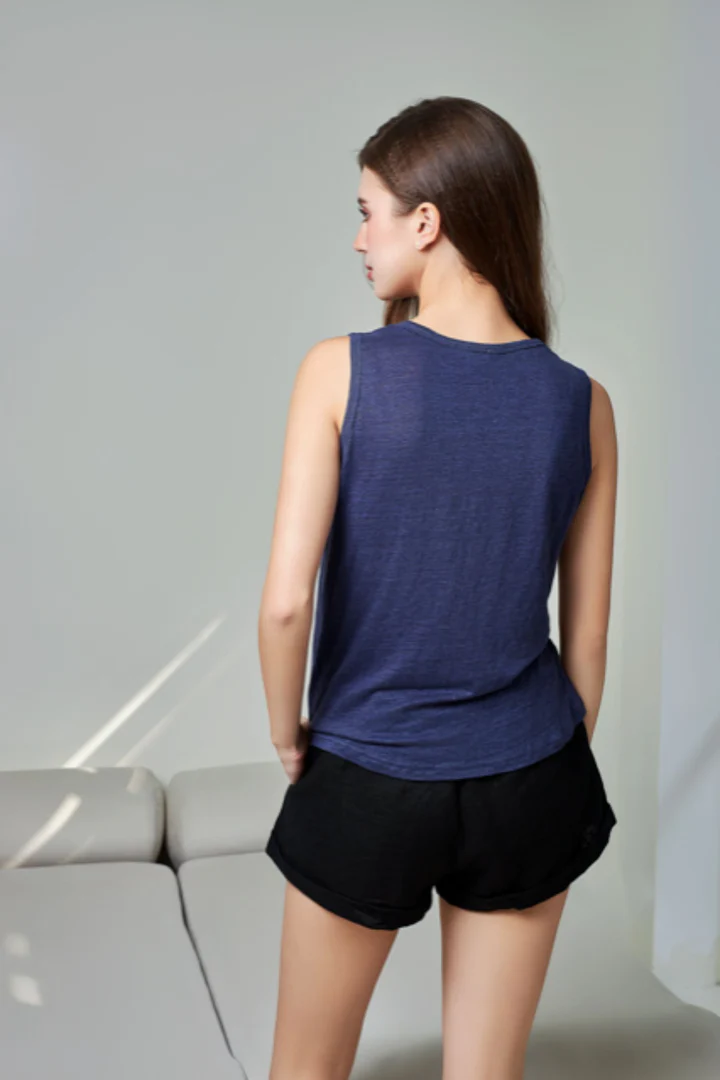 Classic Linen Knit Tee in Navy Blue