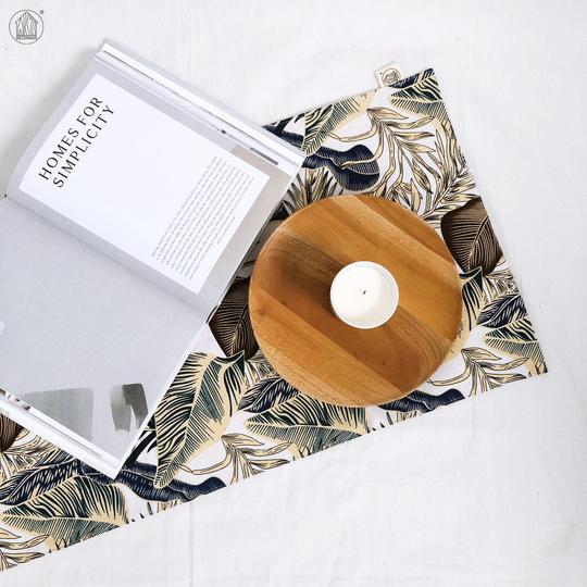 FORESTA Canvas Table Runner