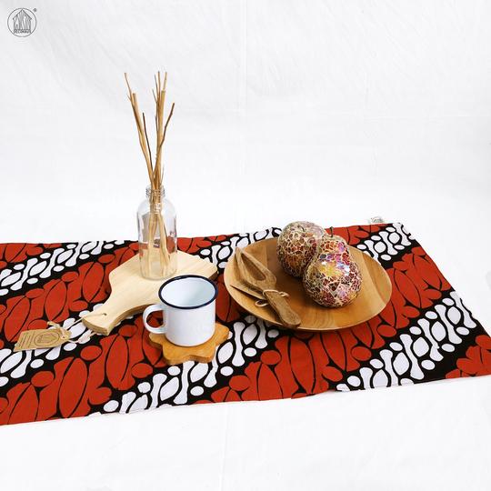 PARANG BESAR Batik Hand-Stamped Table Runner in Red
